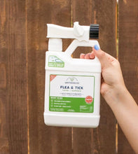 Load image into Gallery viewer, Wondercide Ready to Use Flea, Tick, & Mosquito Formula for Yard + Garden  - Cedar - 32 oz